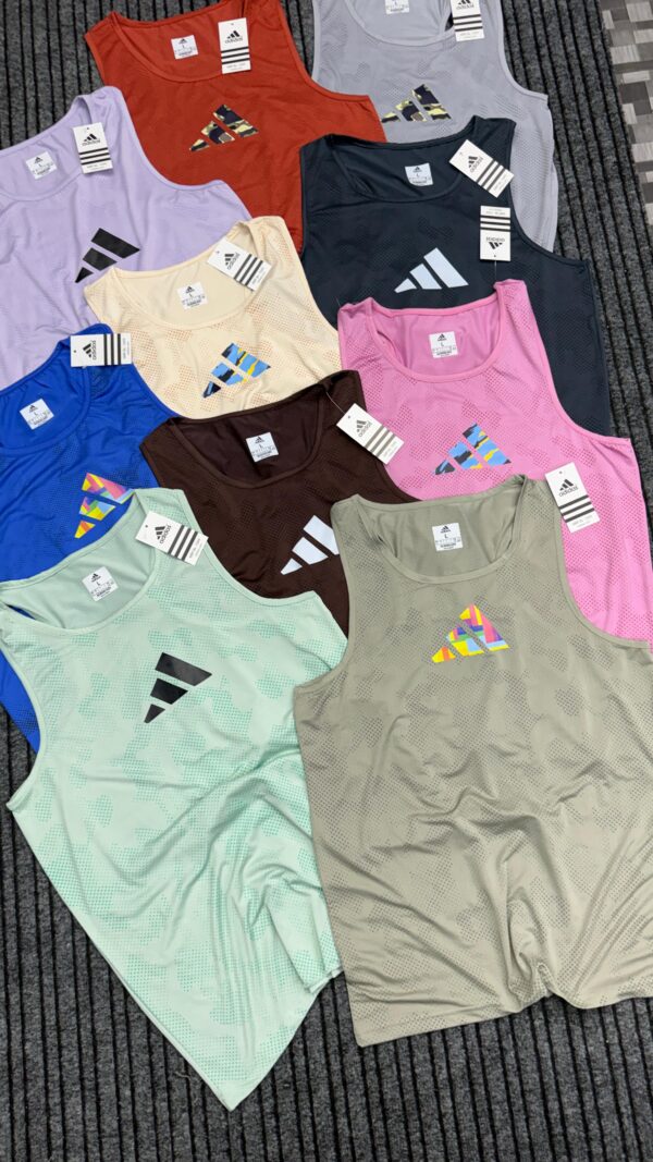 ADIDAS ATHLETIC SLEEVELESS