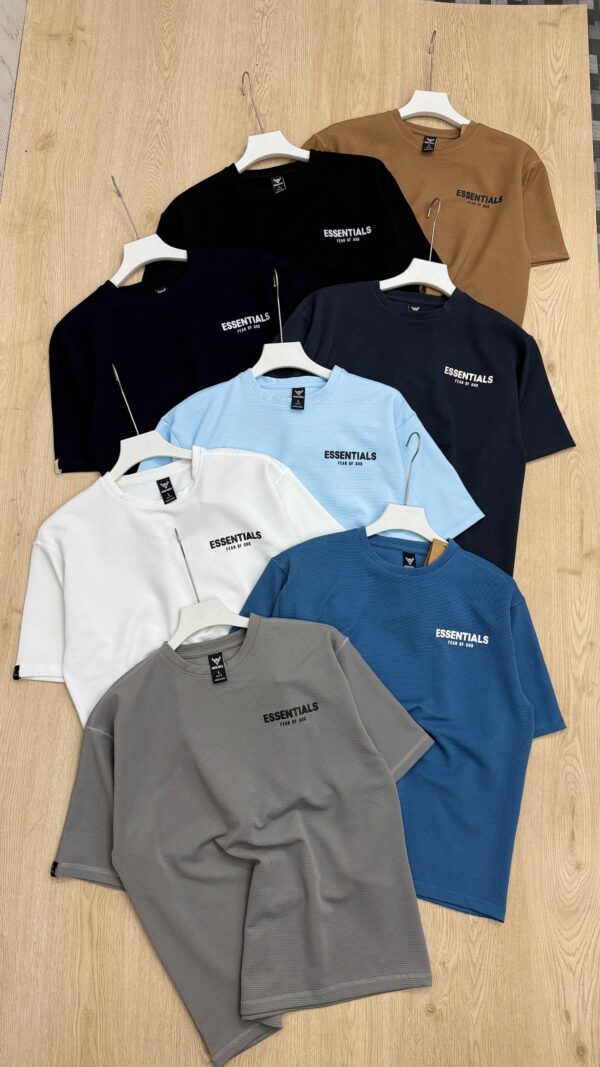 ESSENTIALS OVER SIZED ROUNDNECK