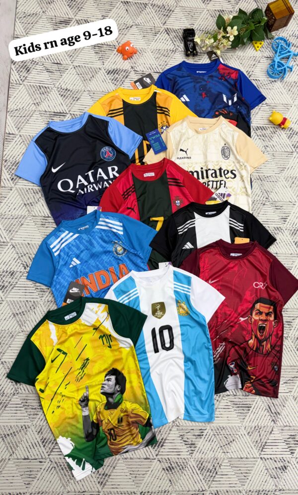 MULTI BRAND FOOTBALL KIDS ROUND NECK