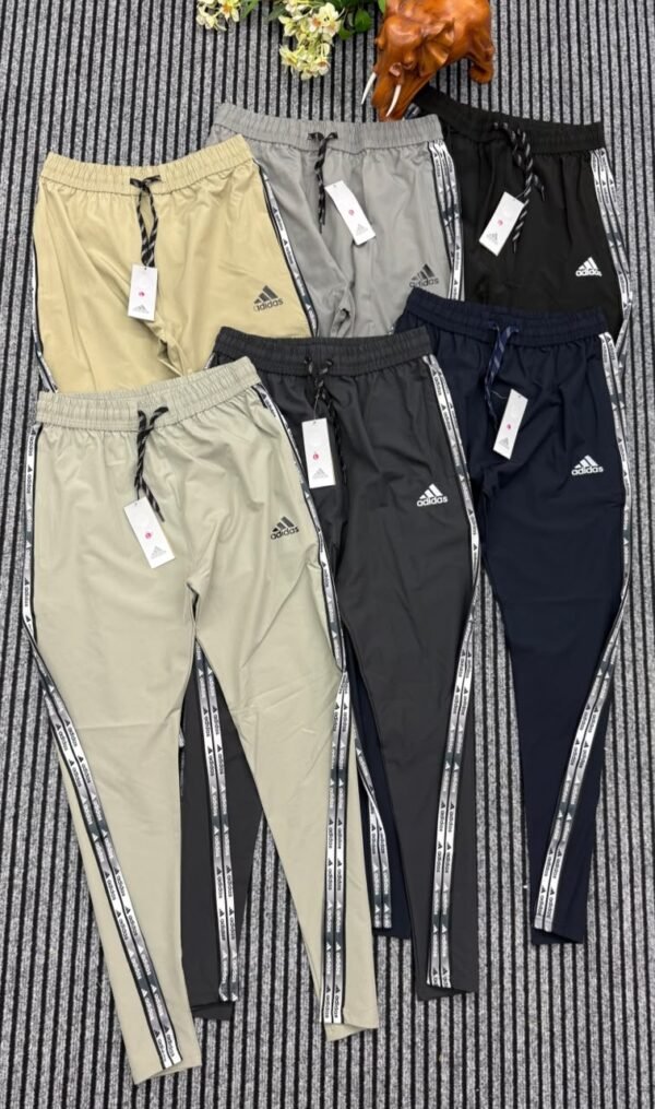 ADIDAS HIGH END PREMEIUM TRACKPANT WITH THREE STRIPES