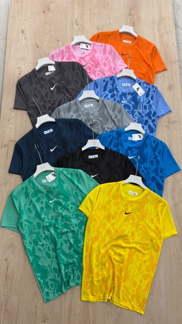 NIKE PRINTED ROUND NECK TSHIRT